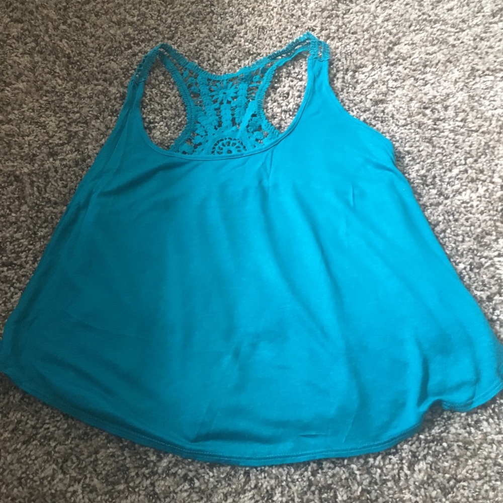 Women’s crop top